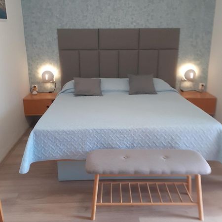 Guesthouse Apartment Bozica Bol Exterior photo